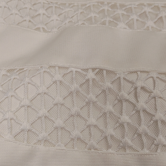 WHBM Banded White Fit-and-Flare Dress - Ecru - Size 2 - Picture 6 of 7